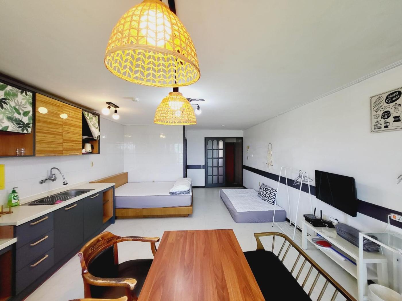Morning Beach Pension Jeju Extérieur photo