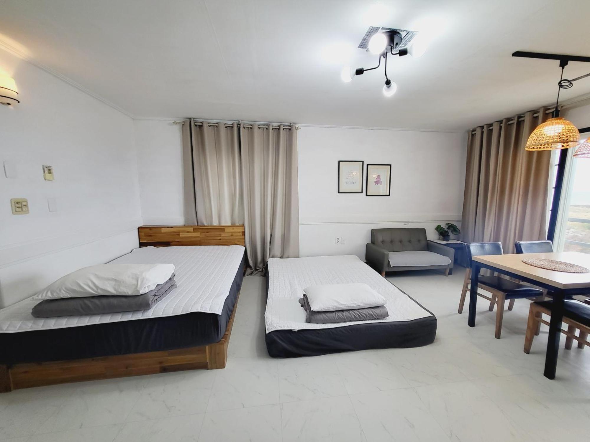 Morning Beach Pension Jeju Extérieur photo
